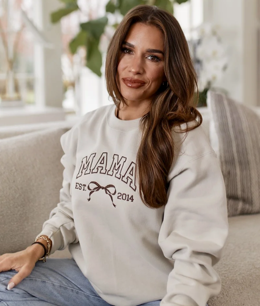 Jessie for Things Remembered in "MAMA" Sweatshirt 